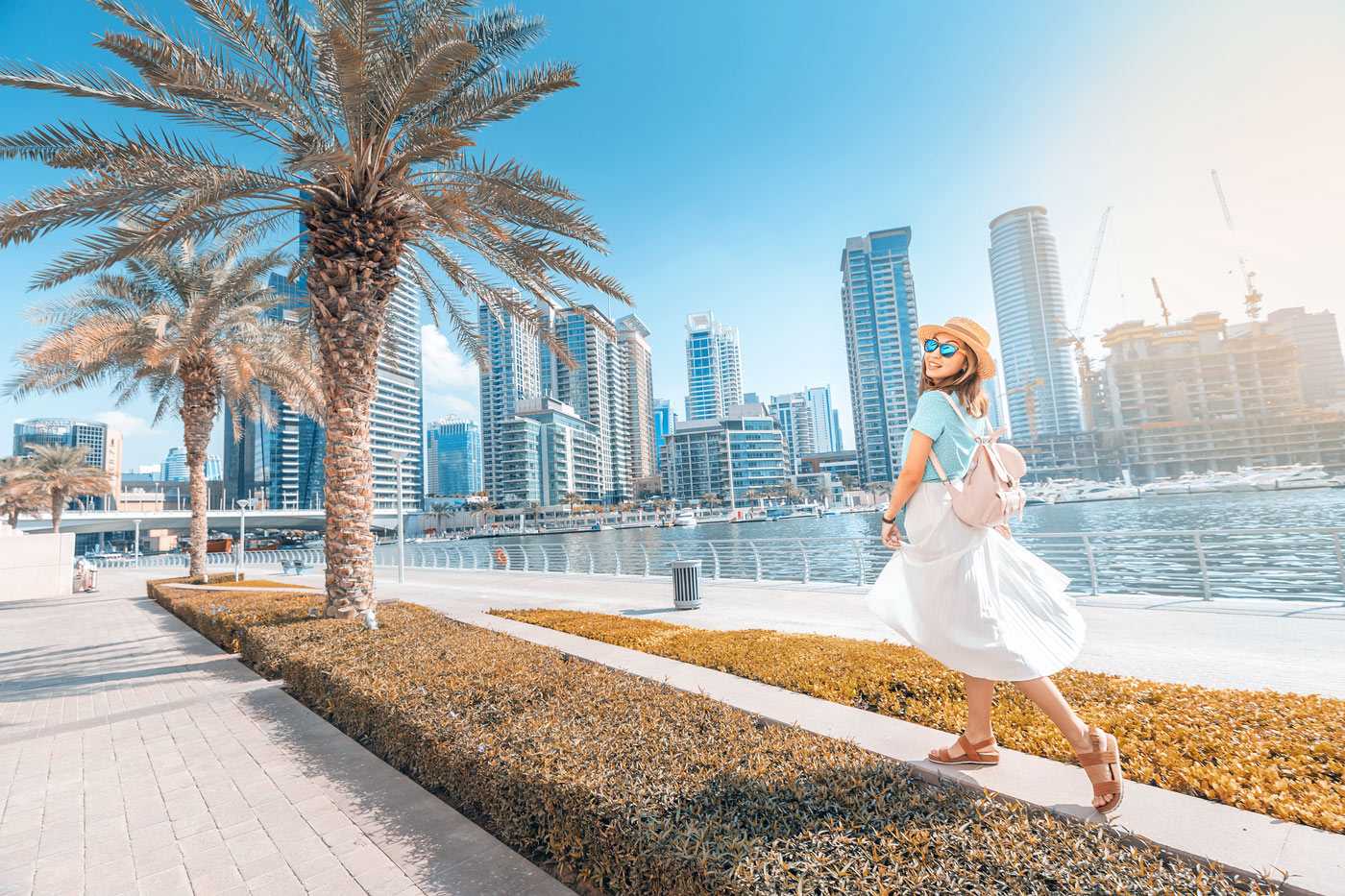 tourist at Dubai Marina