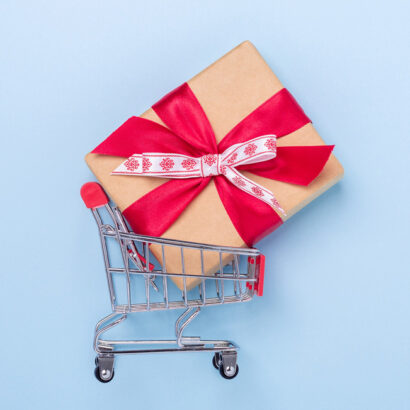Gift in a shopping cart